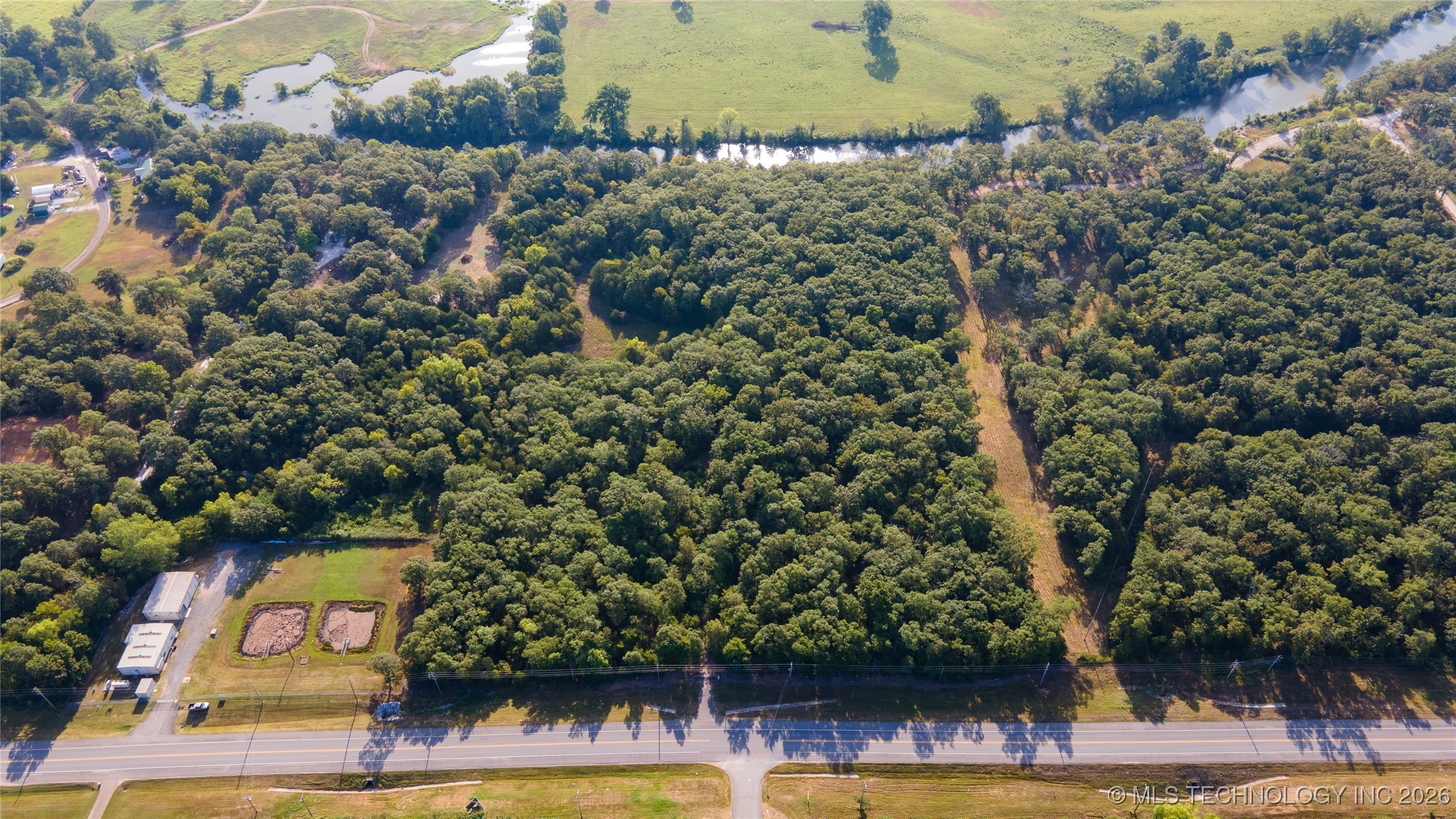 100257 Hwy 100 Property Photo 12