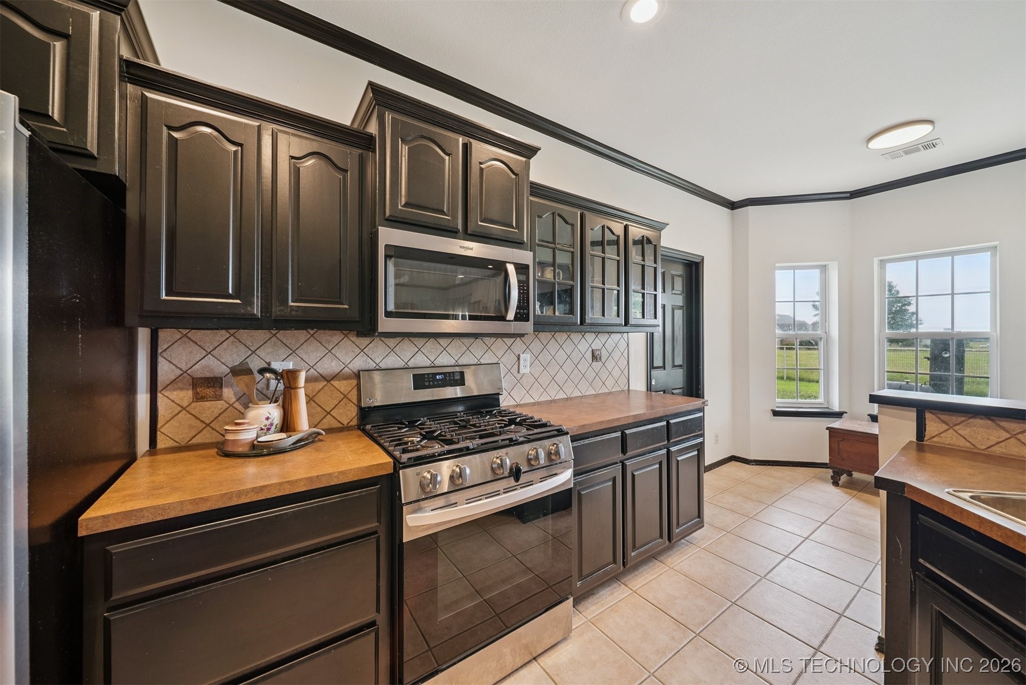 1018 W Evergreen Street Property Photo 13