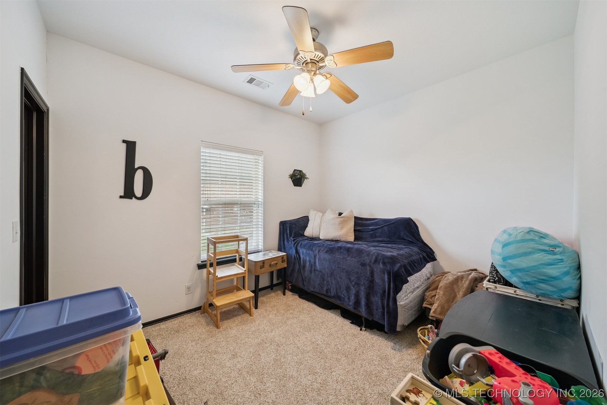 1018 W Evergreen Street Property Photo 20