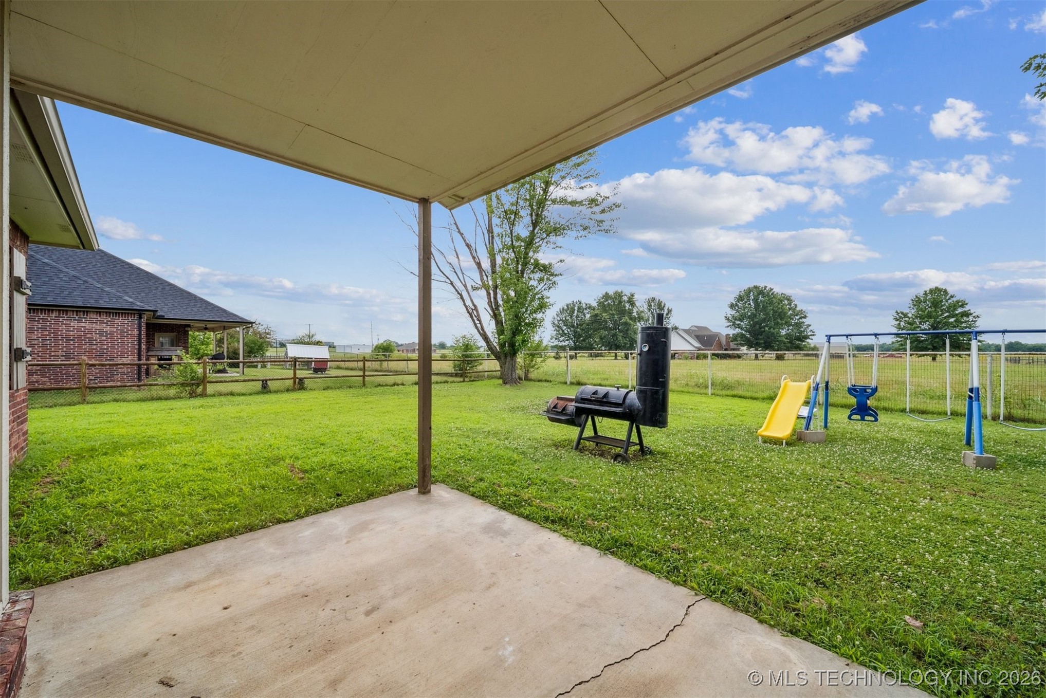 1018 W Evergreen Street Property Photo 25