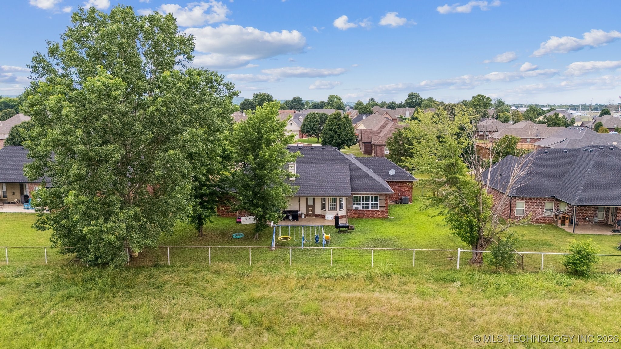 1018 W Evergreen Street Property Photo 27