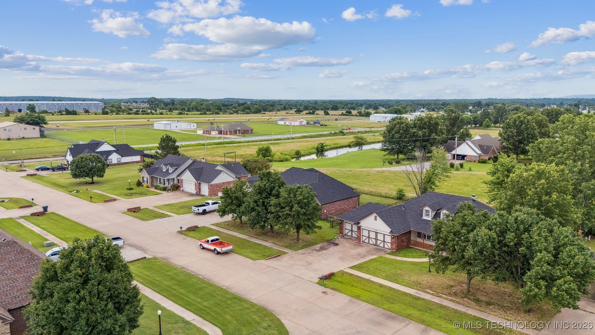1018 W Evergreen Street Property Photo 28
