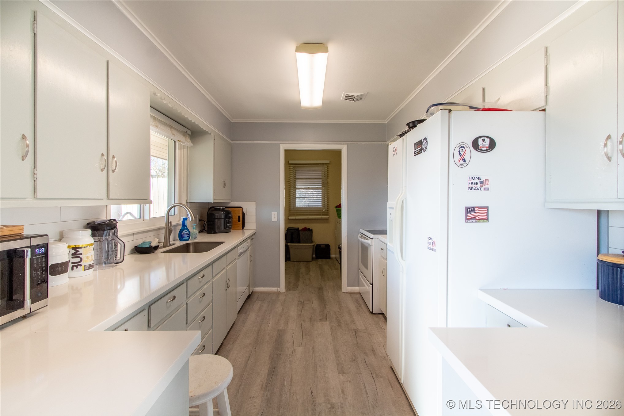 4614 E 31st Place Property Photo 7