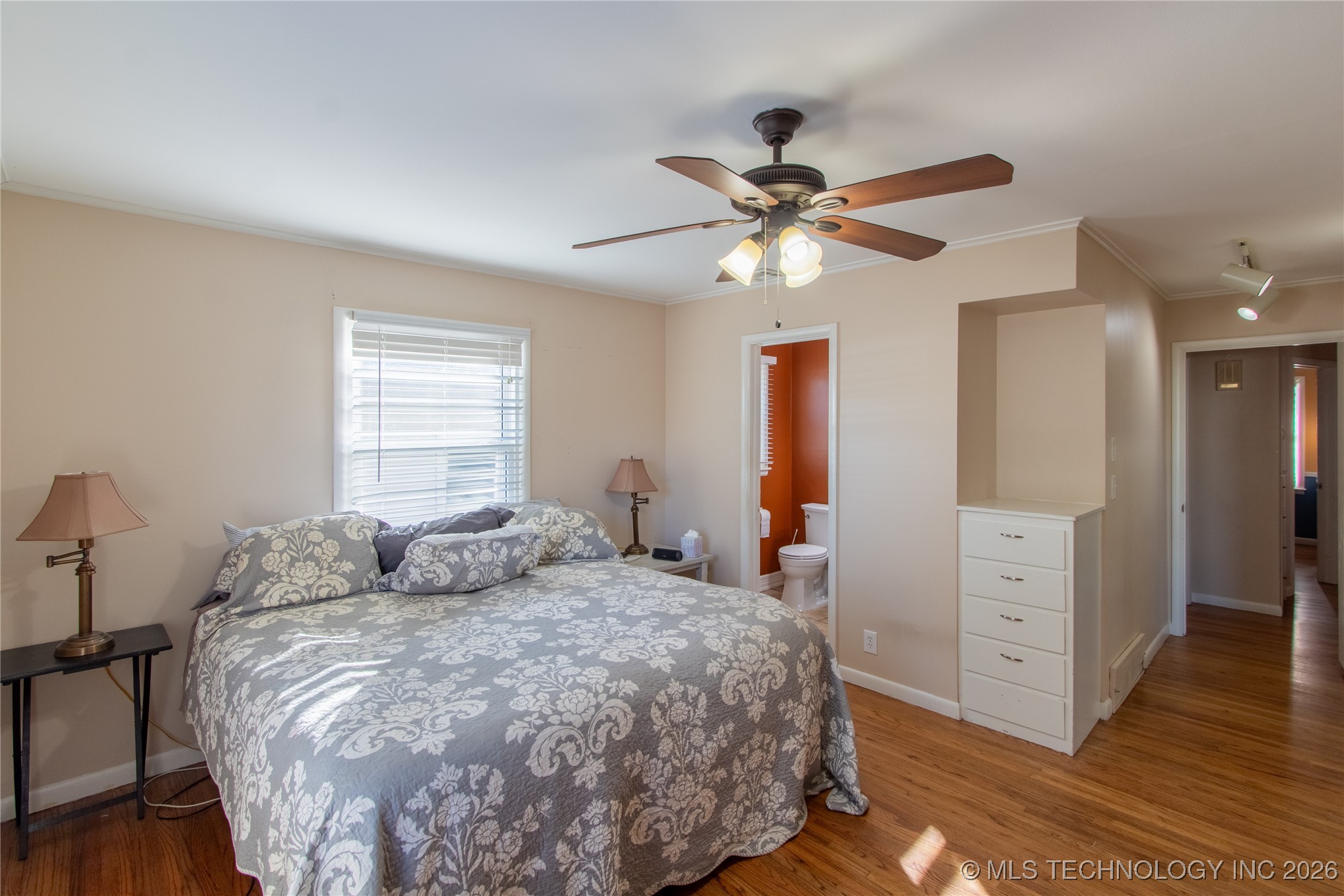 4614 E 31st Place Property Photo 9