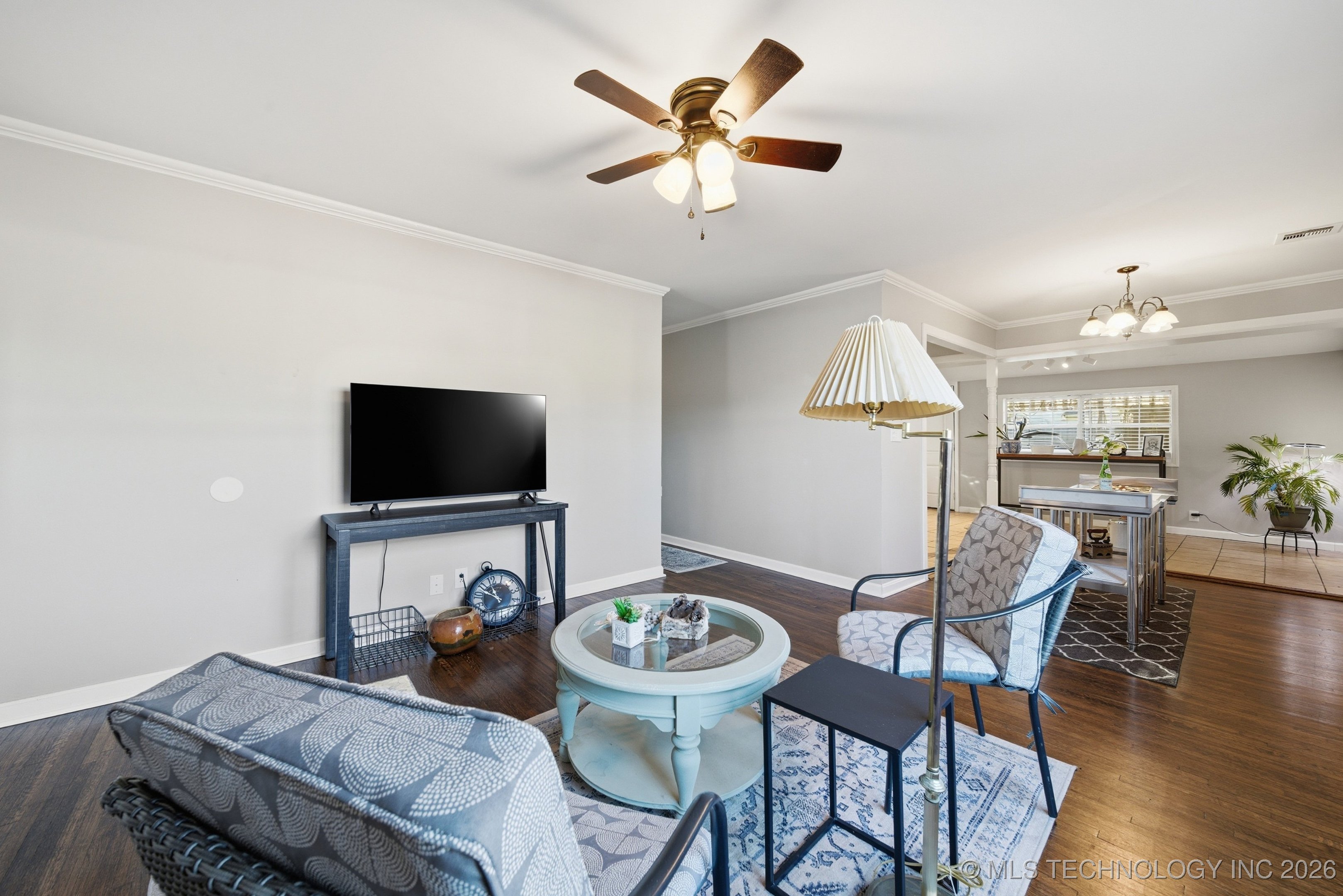 3714 E 2nd Place Property Photo 8