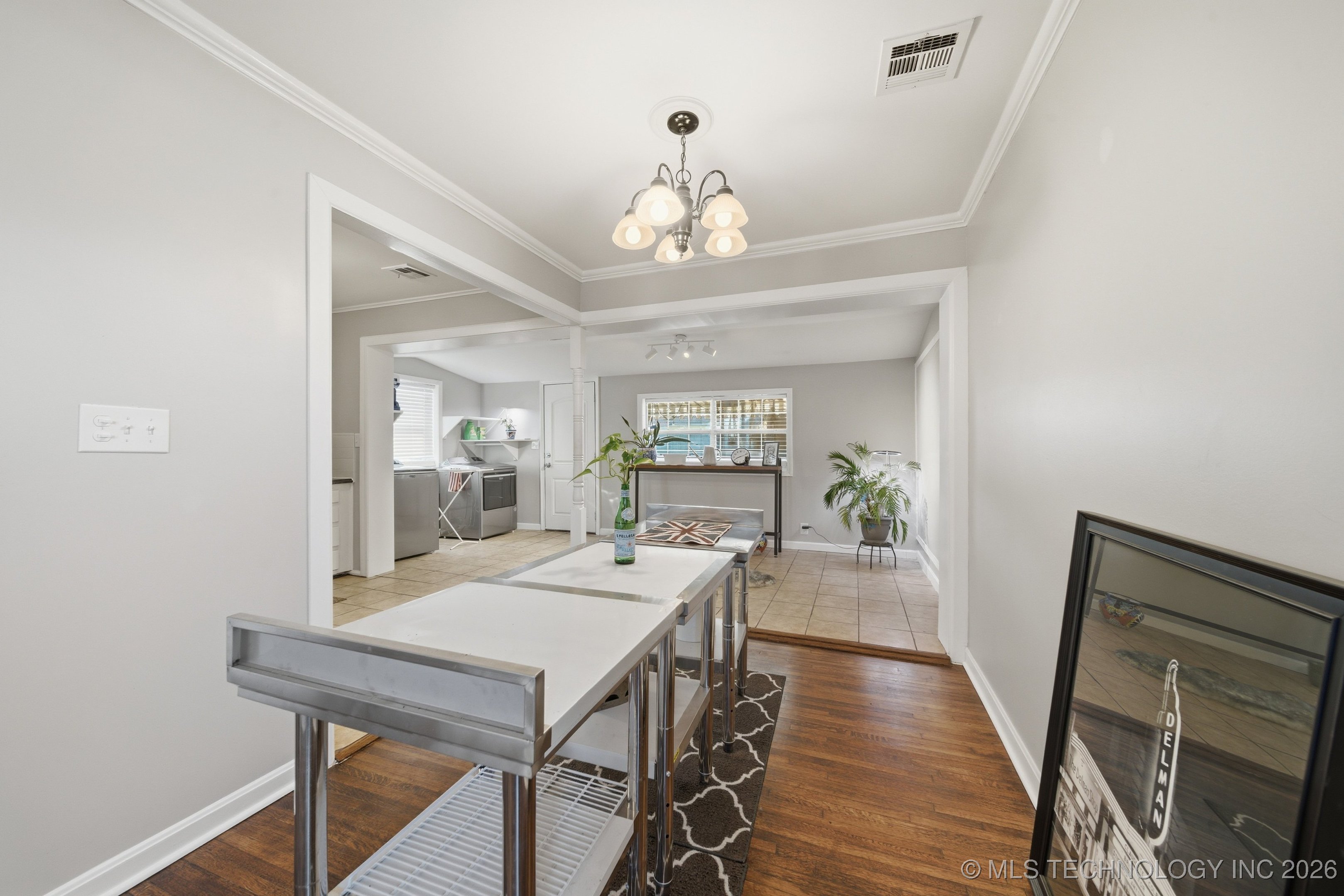 3714 E 2nd Place Property Photo 10