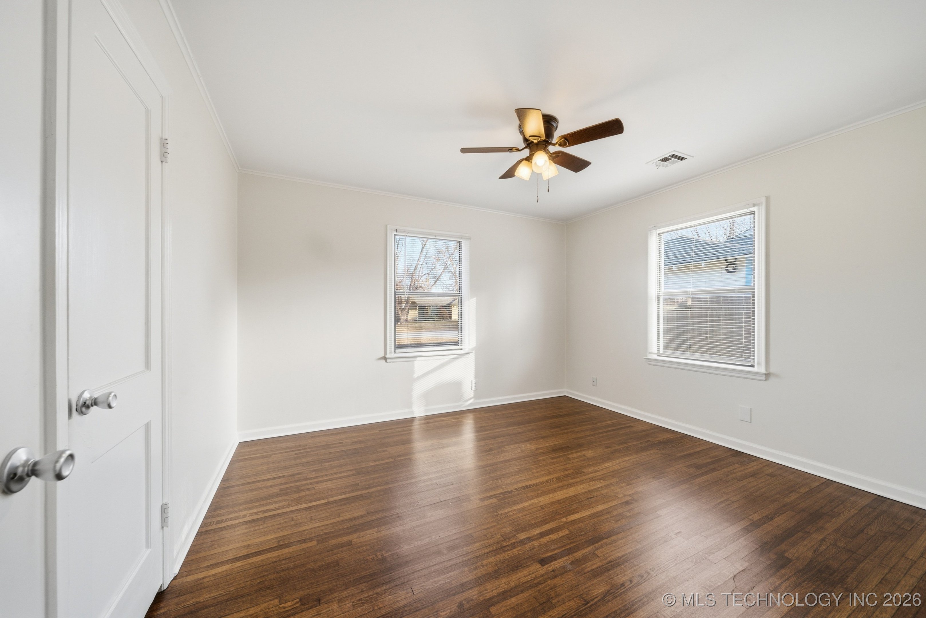 3714 E 2nd Place Property Photo 23