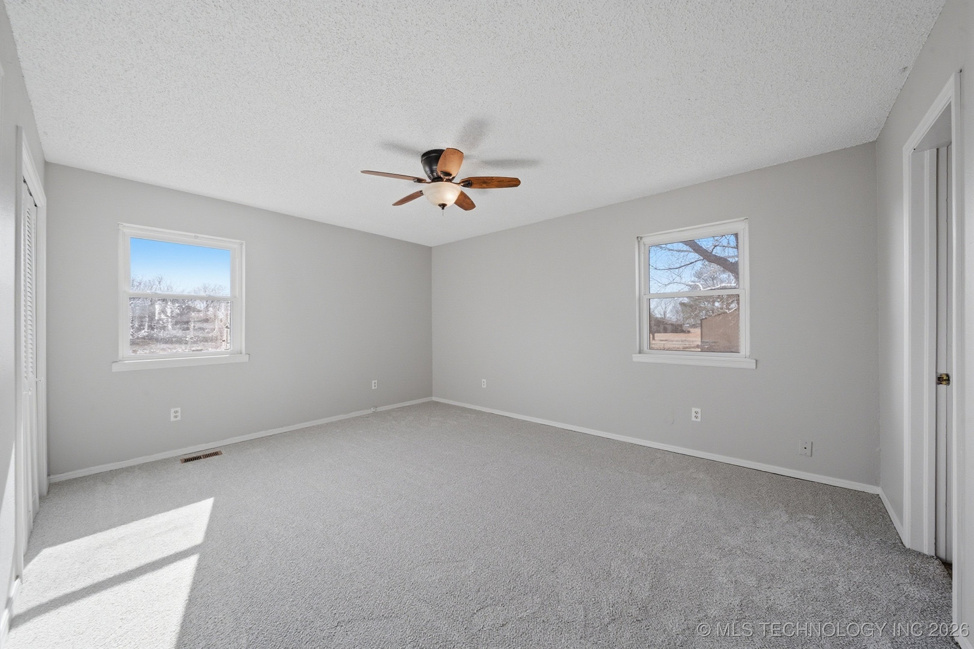 15876 E Pony Lake Drive Property Photo 13