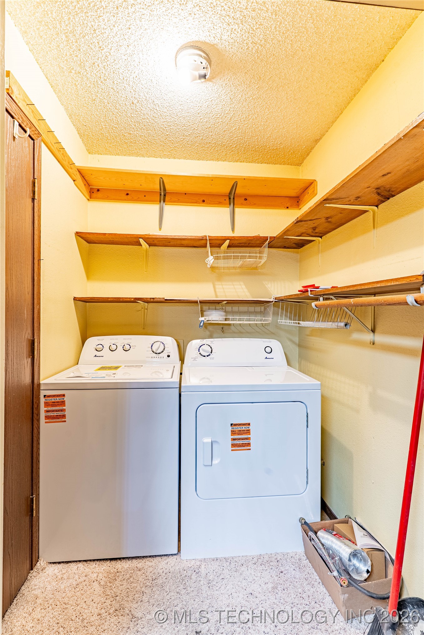 504 E Pershing Place Property Photo 18