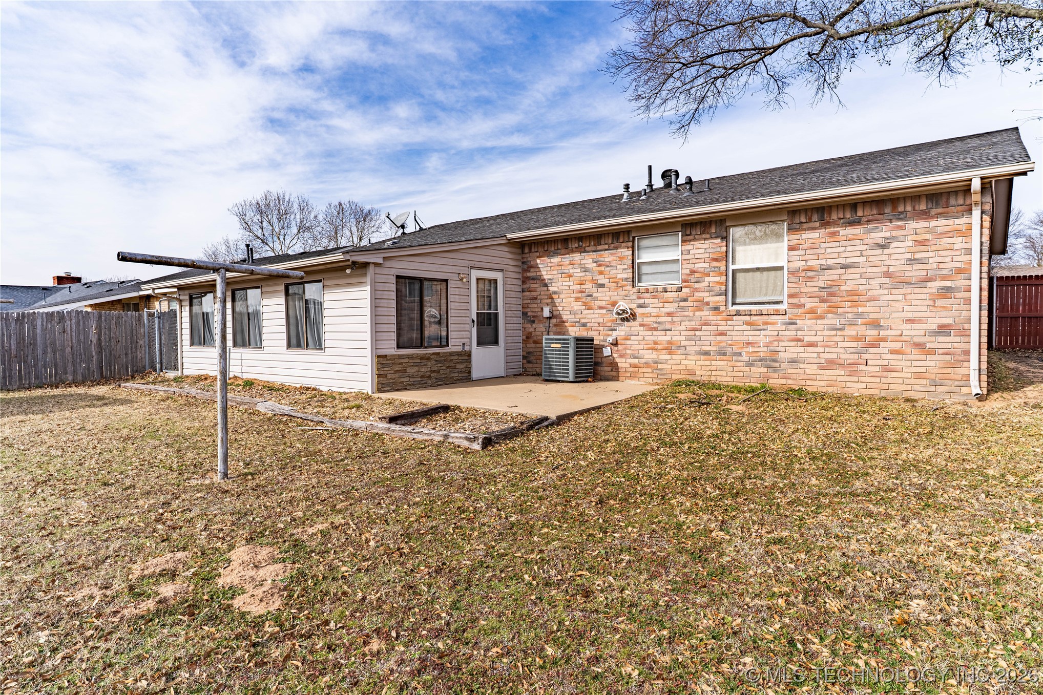 504 E Pershing Place Property Photo 22