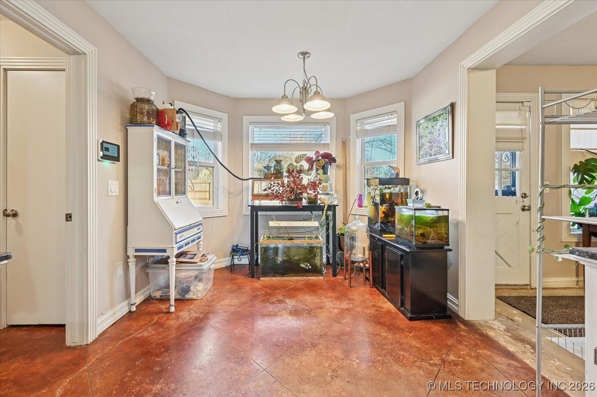 8229 S 74th East Avenue Property Photo 17