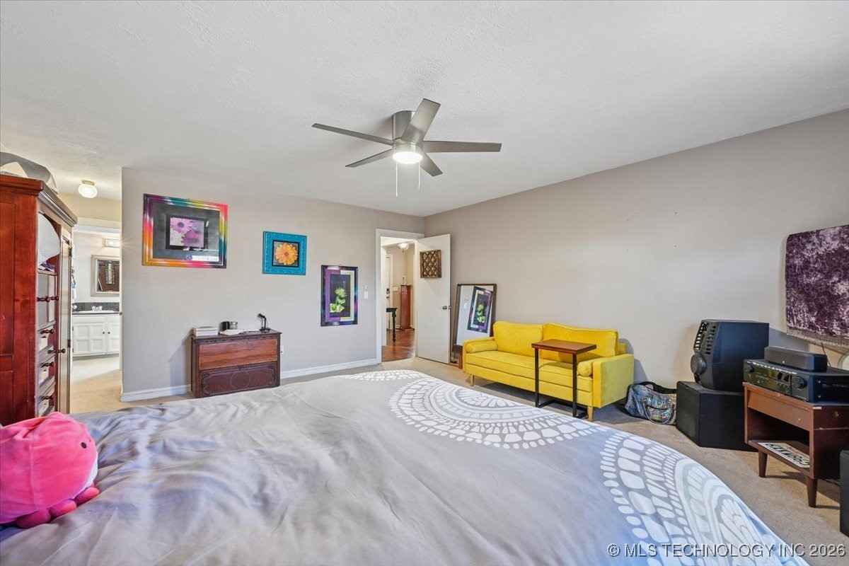 8229 S 74th East Avenue Property Photo 23