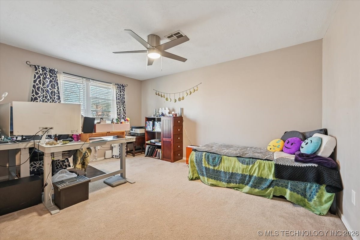 8229 S 74th East Avenue Property Photo 27