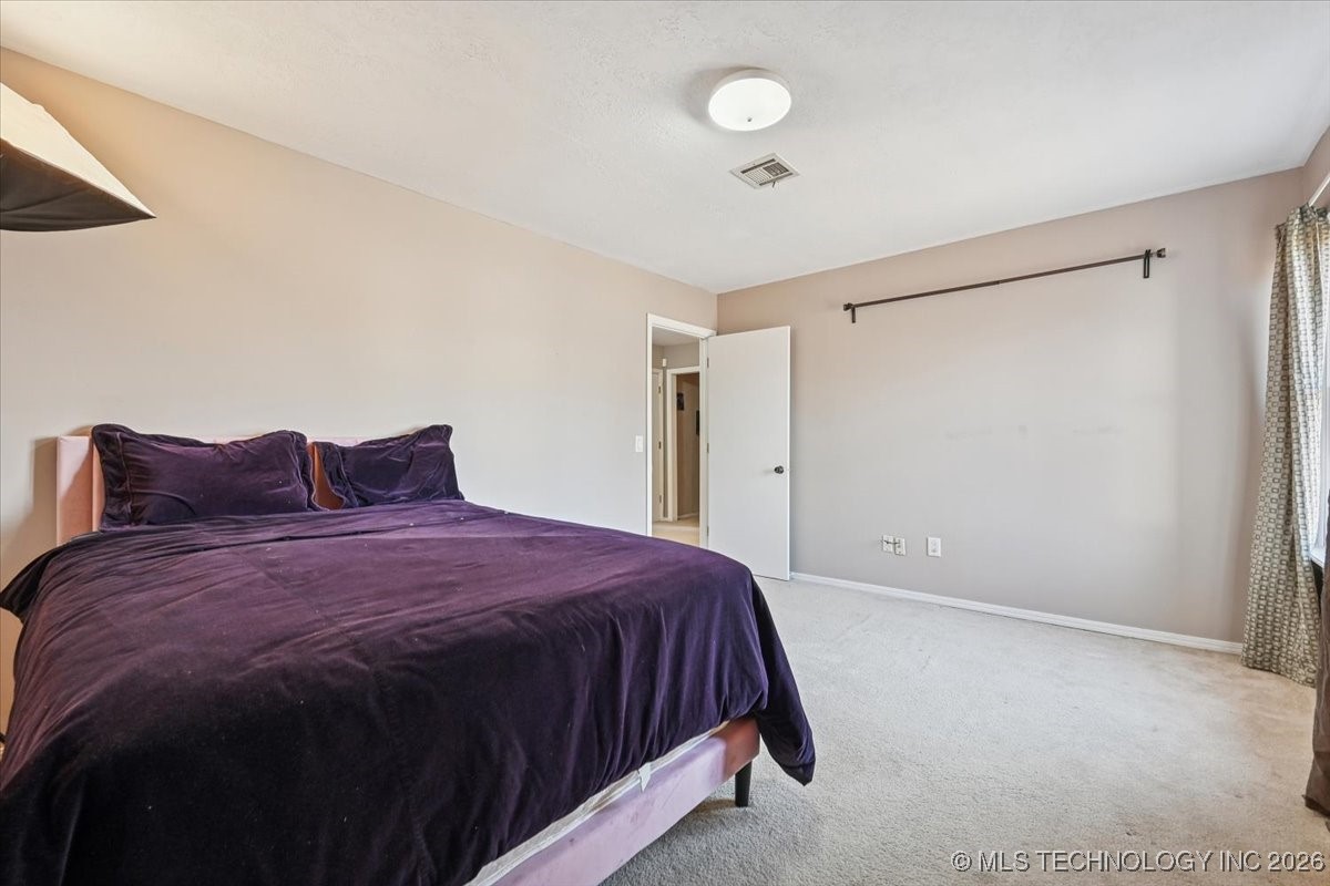 8229 S 74th East Avenue Property Photo 31