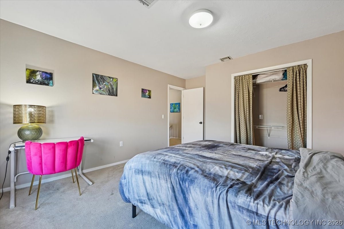 8229 S 74th East Avenue Property Photo 34