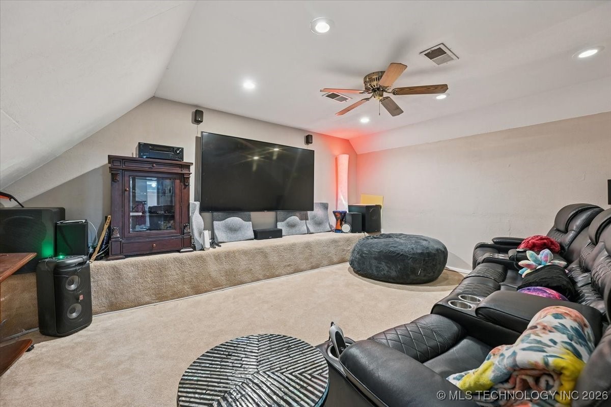 8229 S 74th East Avenue Property Photo 36