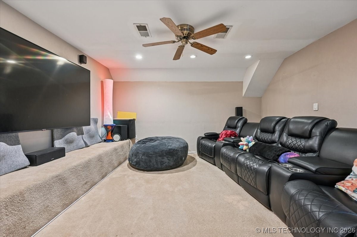 8229 S 74th East Avenue Property Photo 37