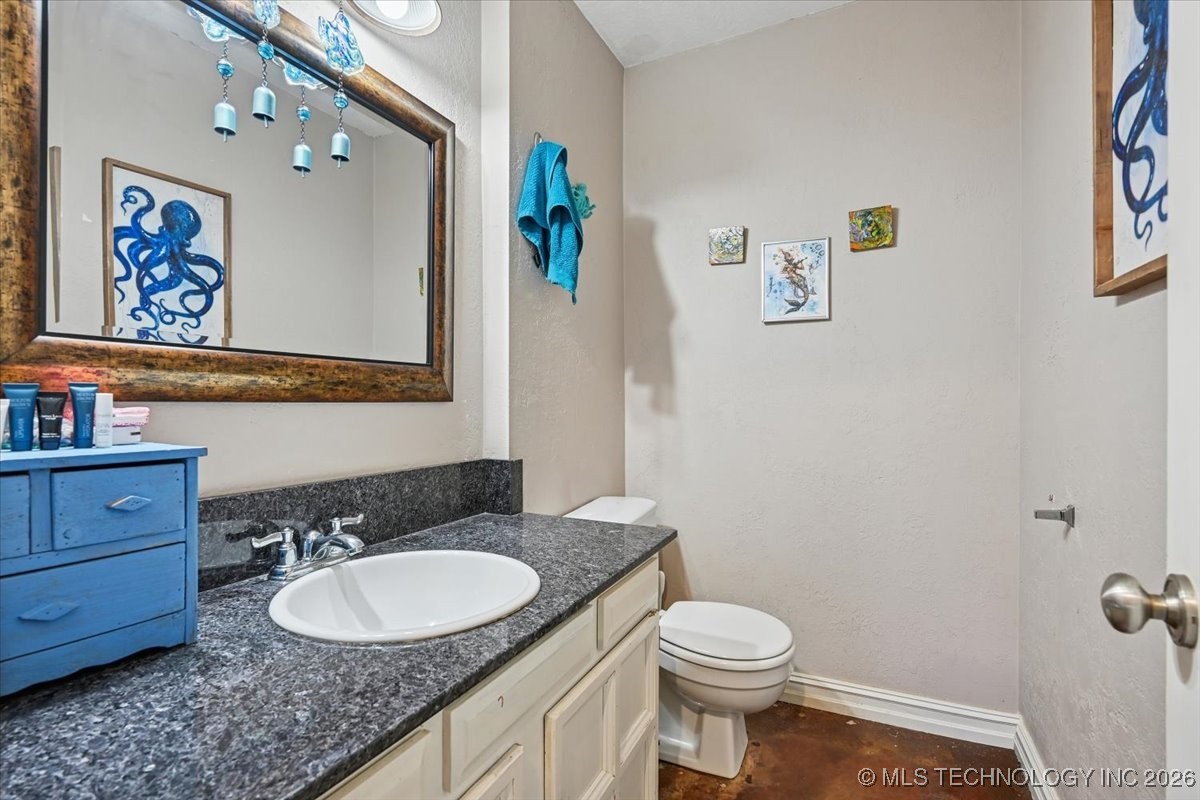 8229 S 74th East Avenue Property Photo 39