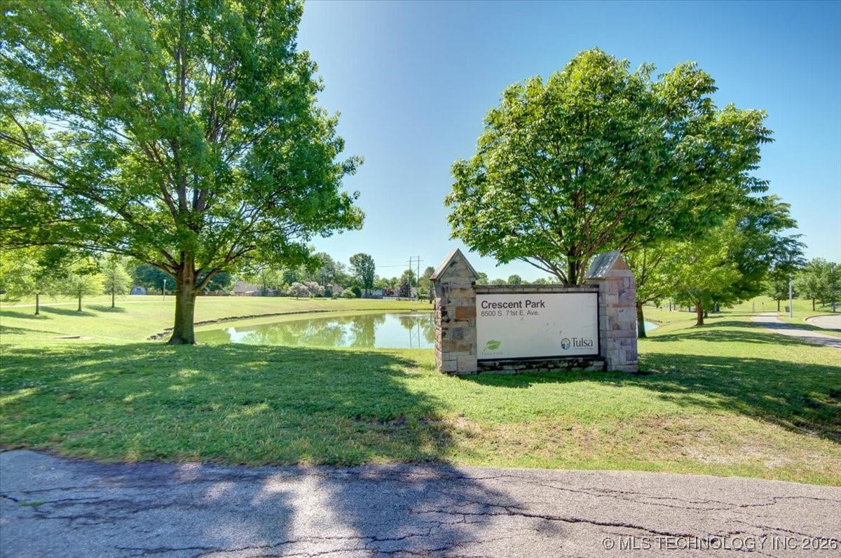 8229 S 74th East Avenue Property Photo 43