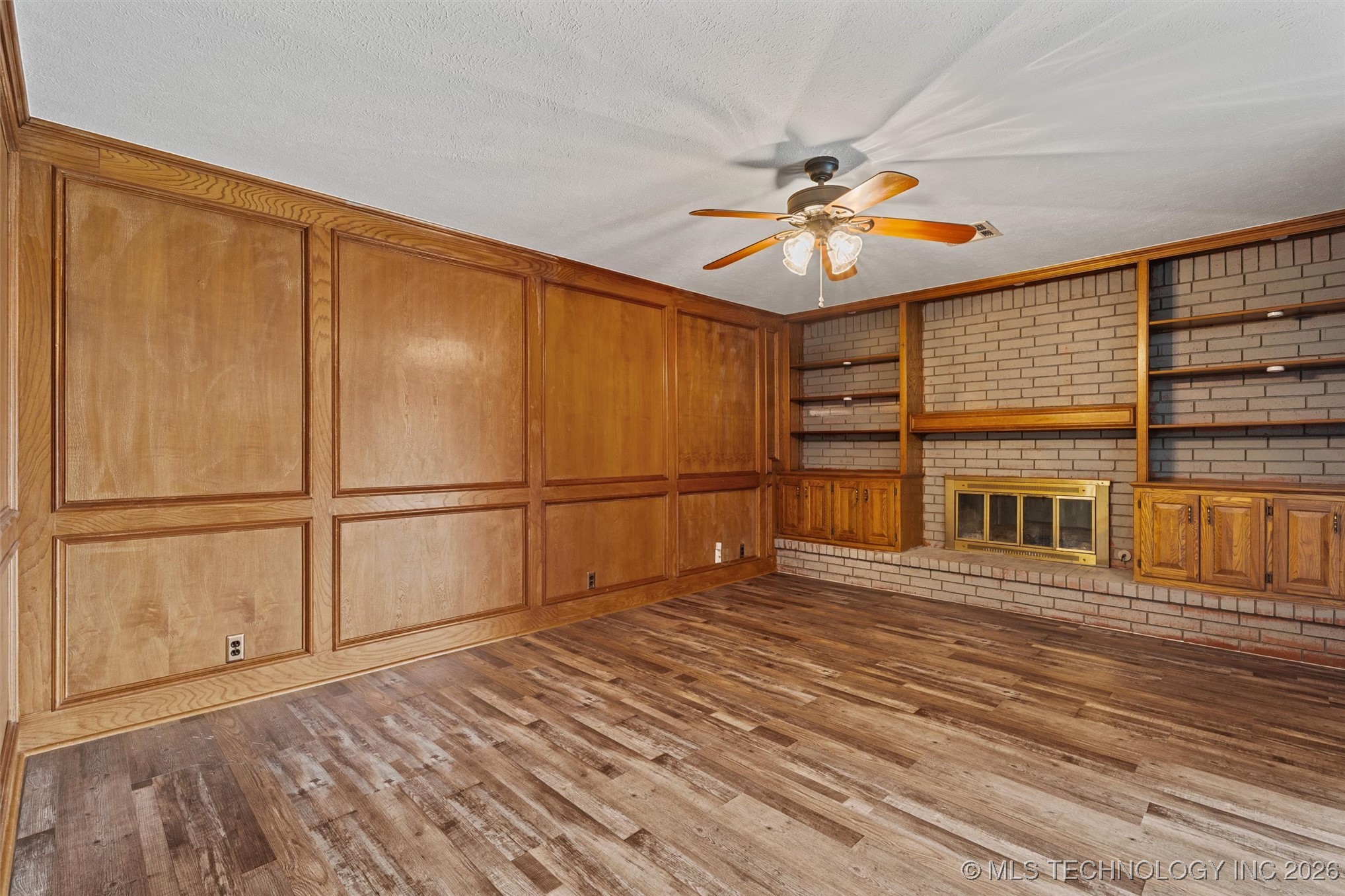 926 Sandstone Drive Property Photo 8