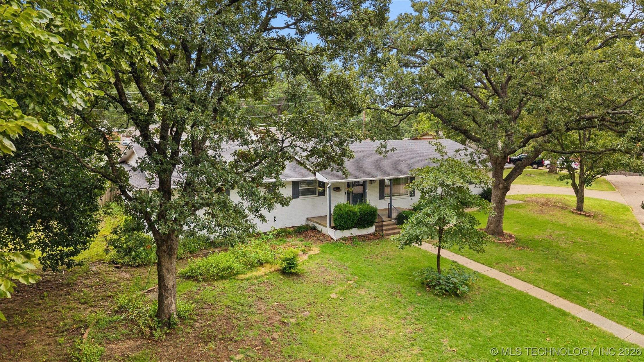 926 Sandstone Drive Property Photo 28