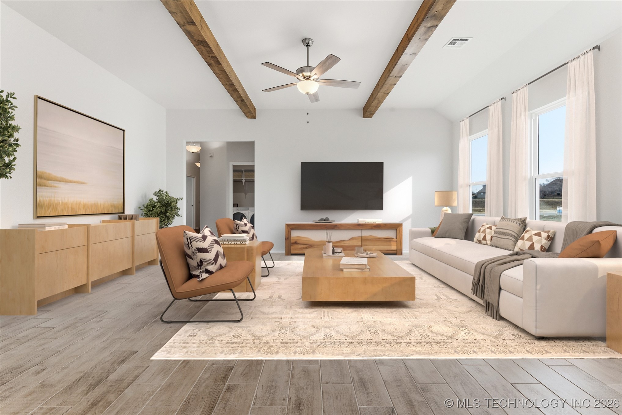 4912 N Walnut Avenue Property Photo 4