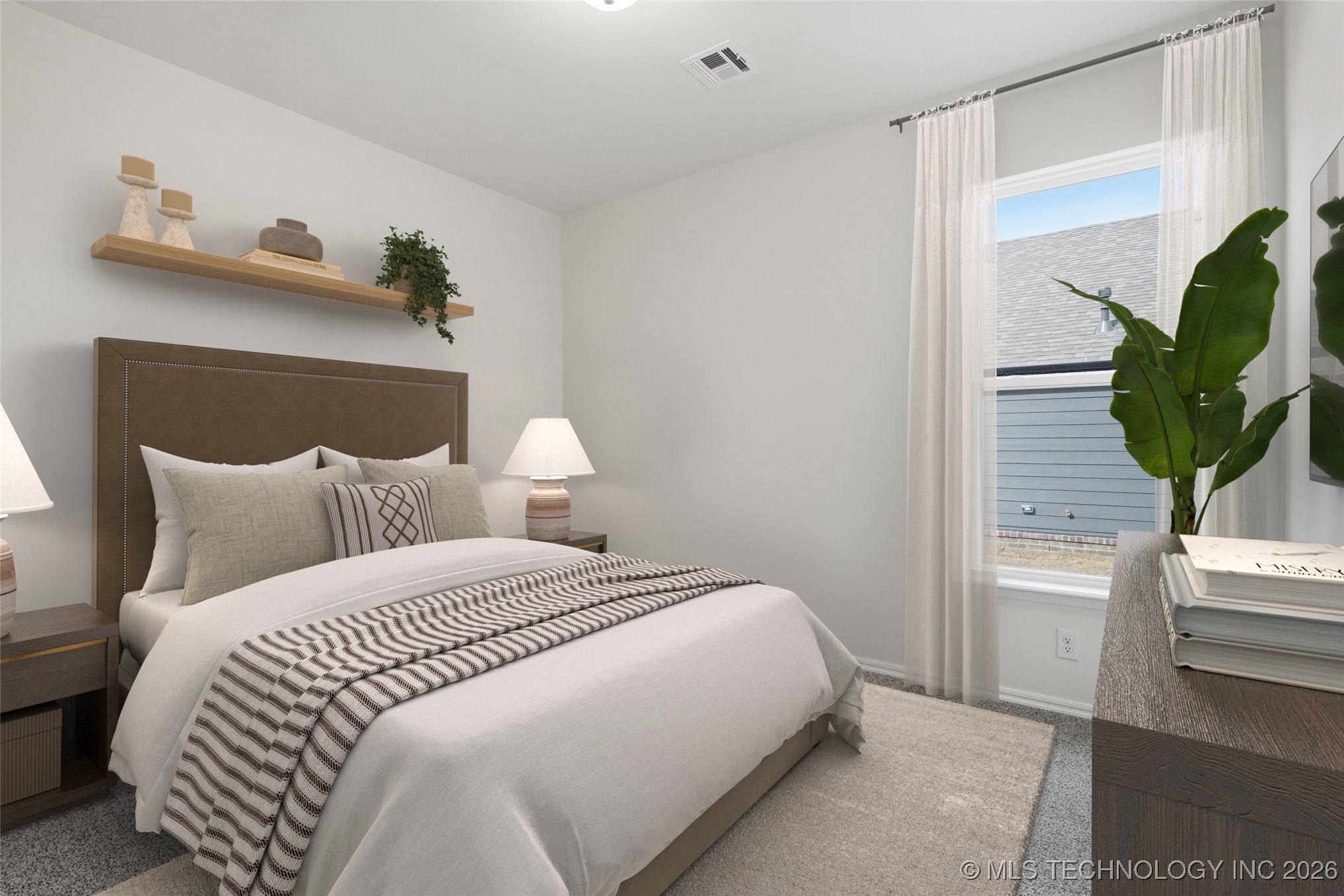 4912 N Walnut Avenue Property Photo 15