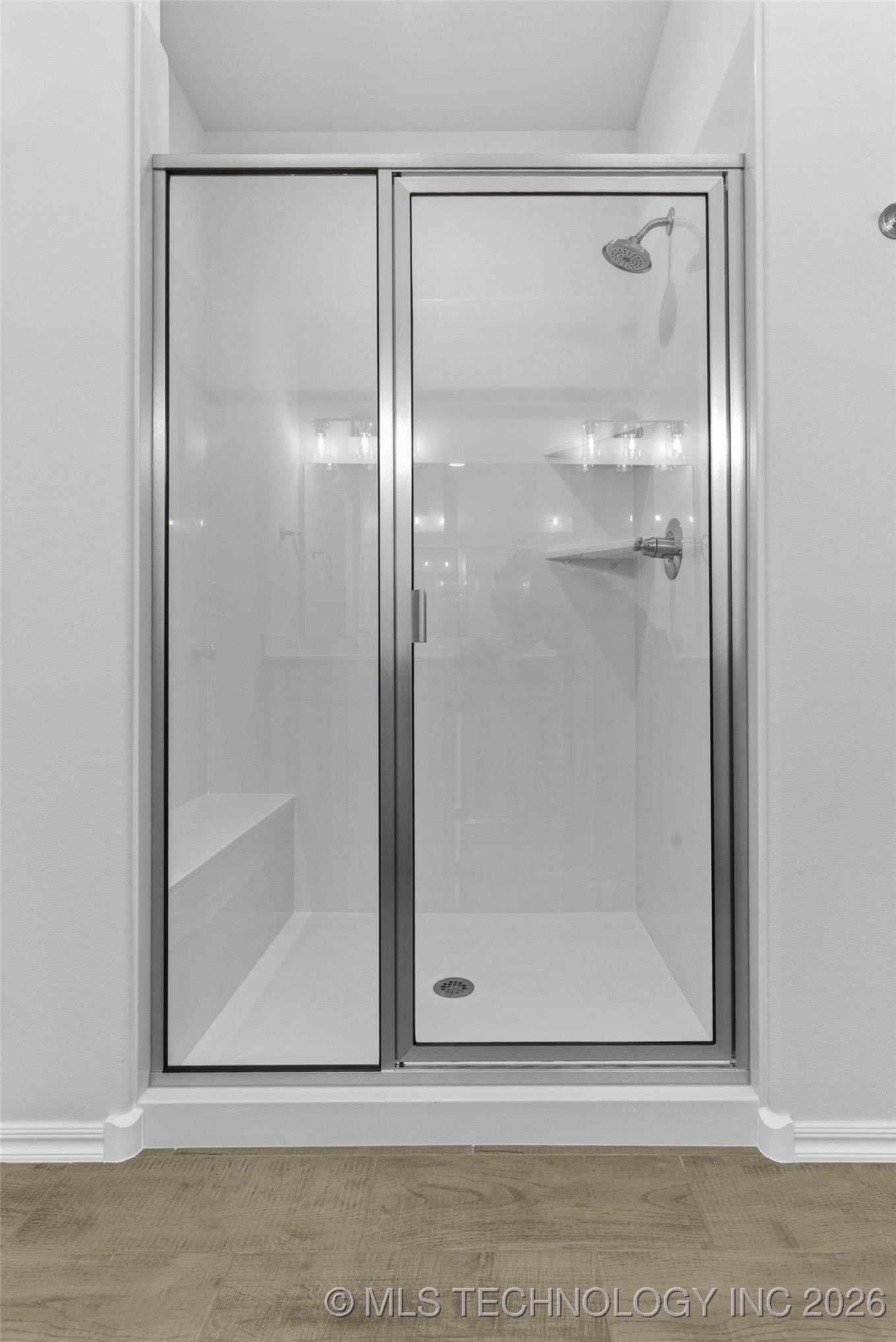 4912 N Walnut Avenue Property Photo 24