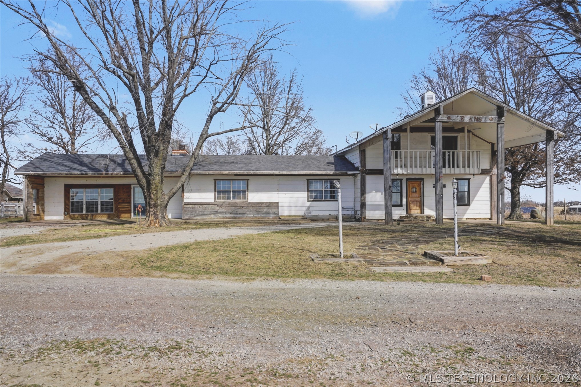 16812 N 97th East Avenue Property Photo 2