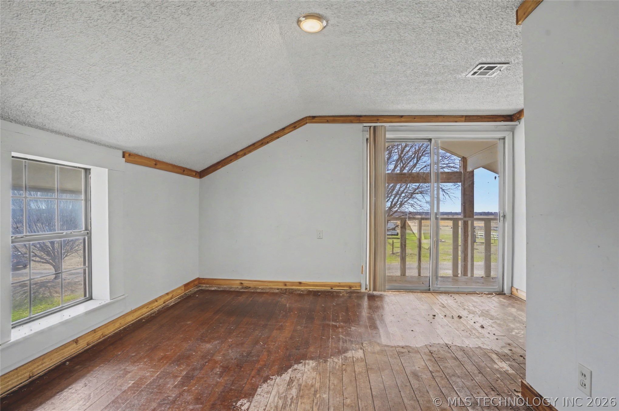 16812 N 97th East Avenue Property Photo 43