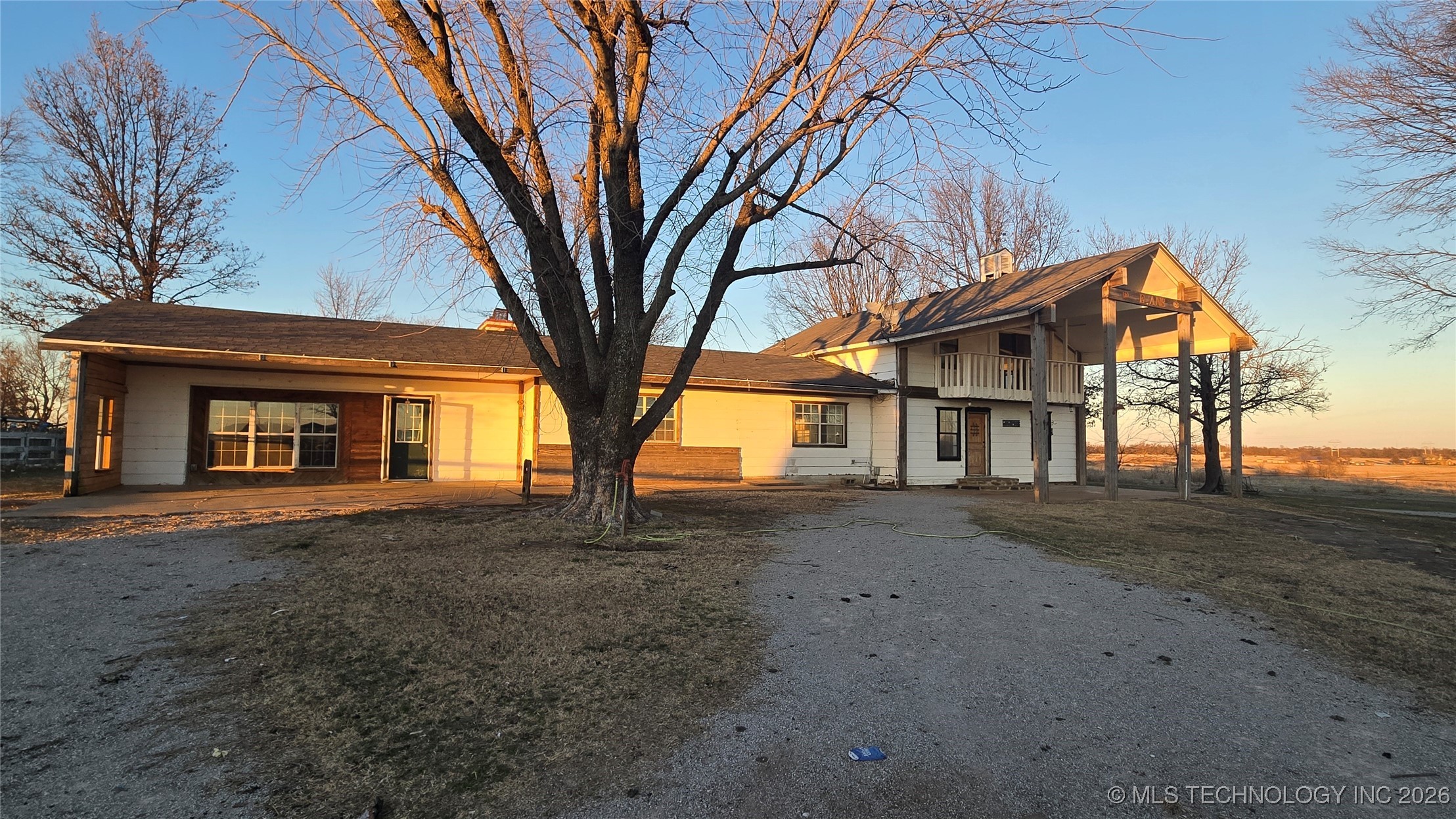 16812 N 97th East Avenue Property Photo 58