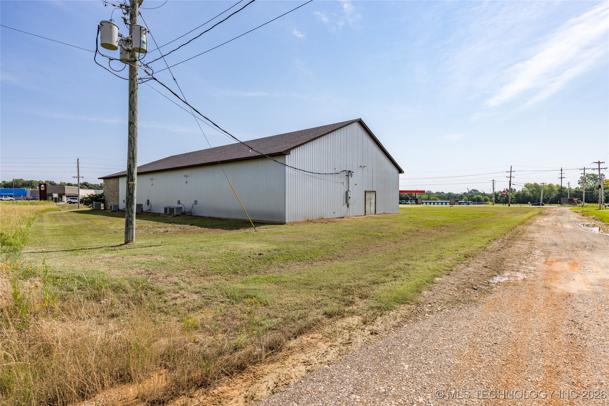 1910 E Jackson Street Property Photo 12