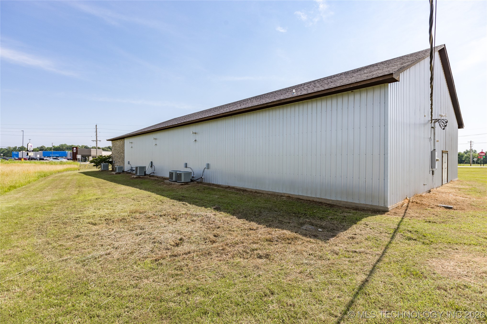 1910 E Jackson Street Property Photo 13