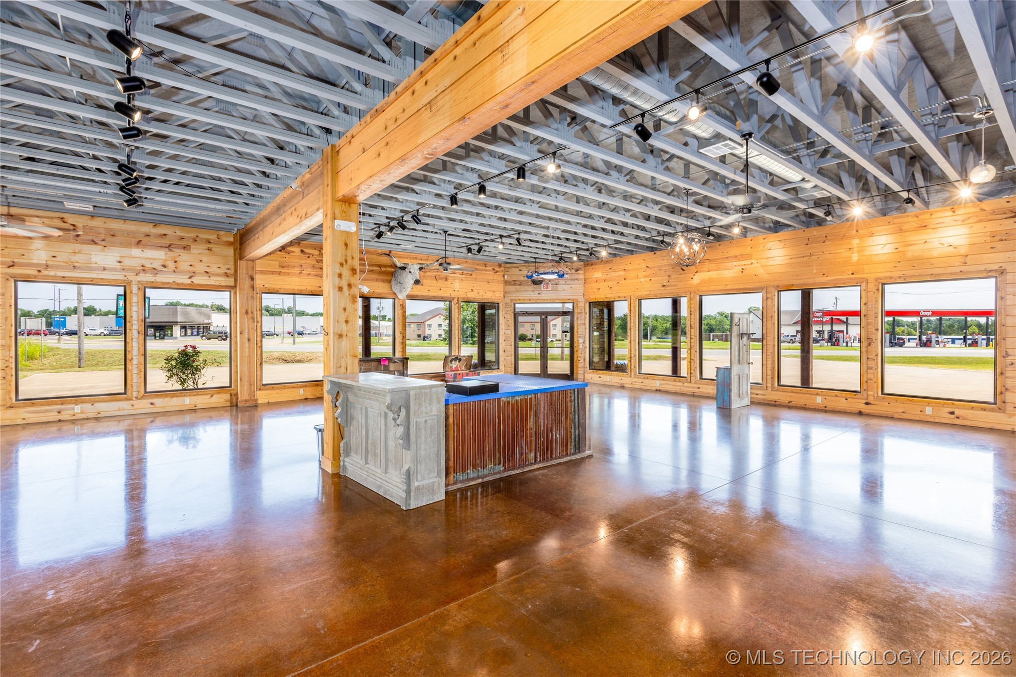 1910 E Jackson Street Property Photo 22