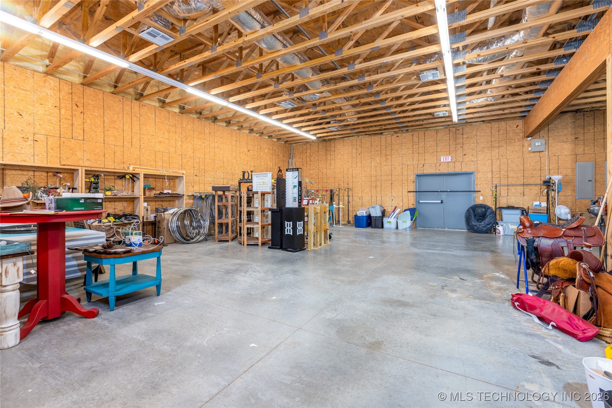 1910 E Jackson Street Property Photo 30