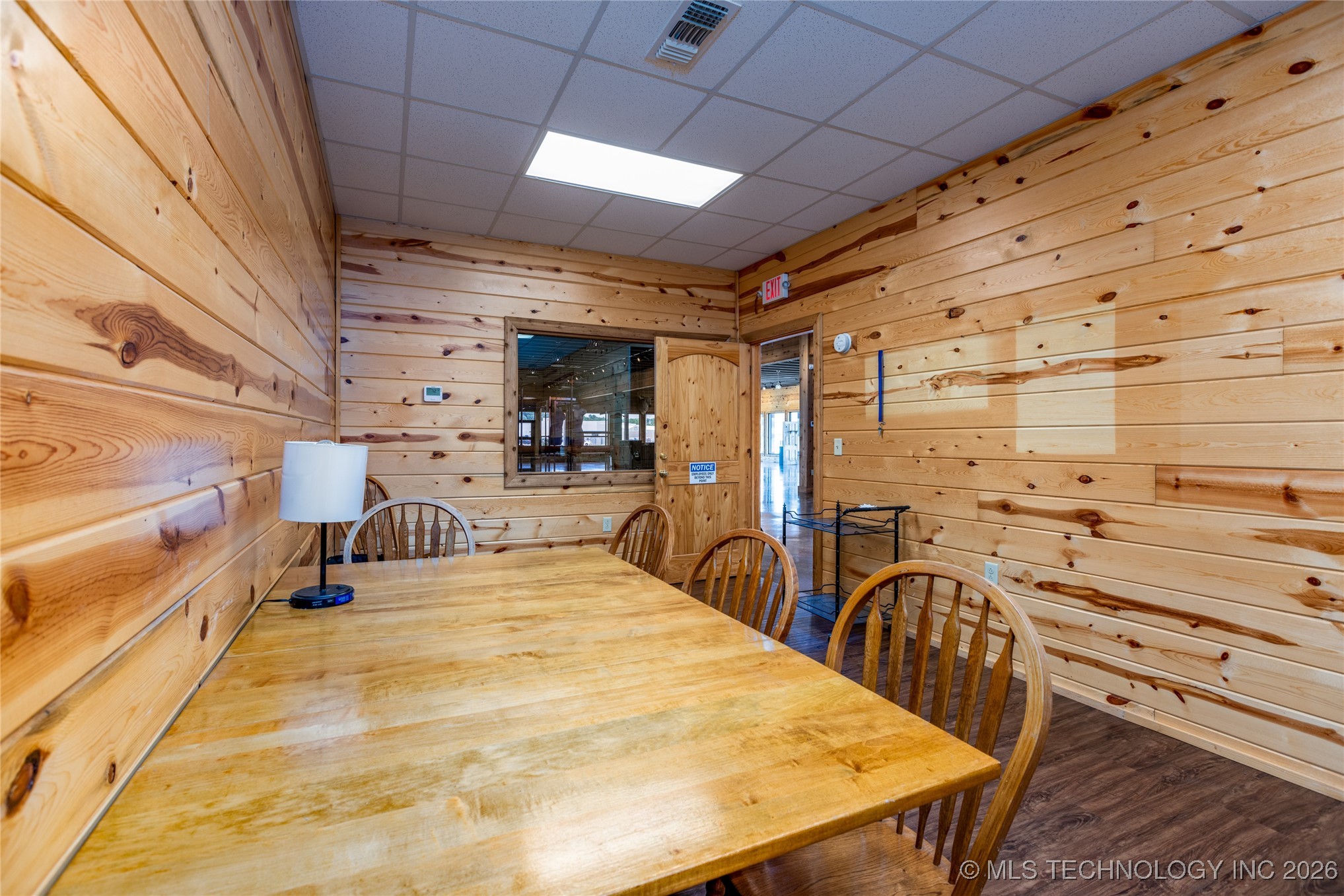 1910 E Jackson Street Property Photo 44