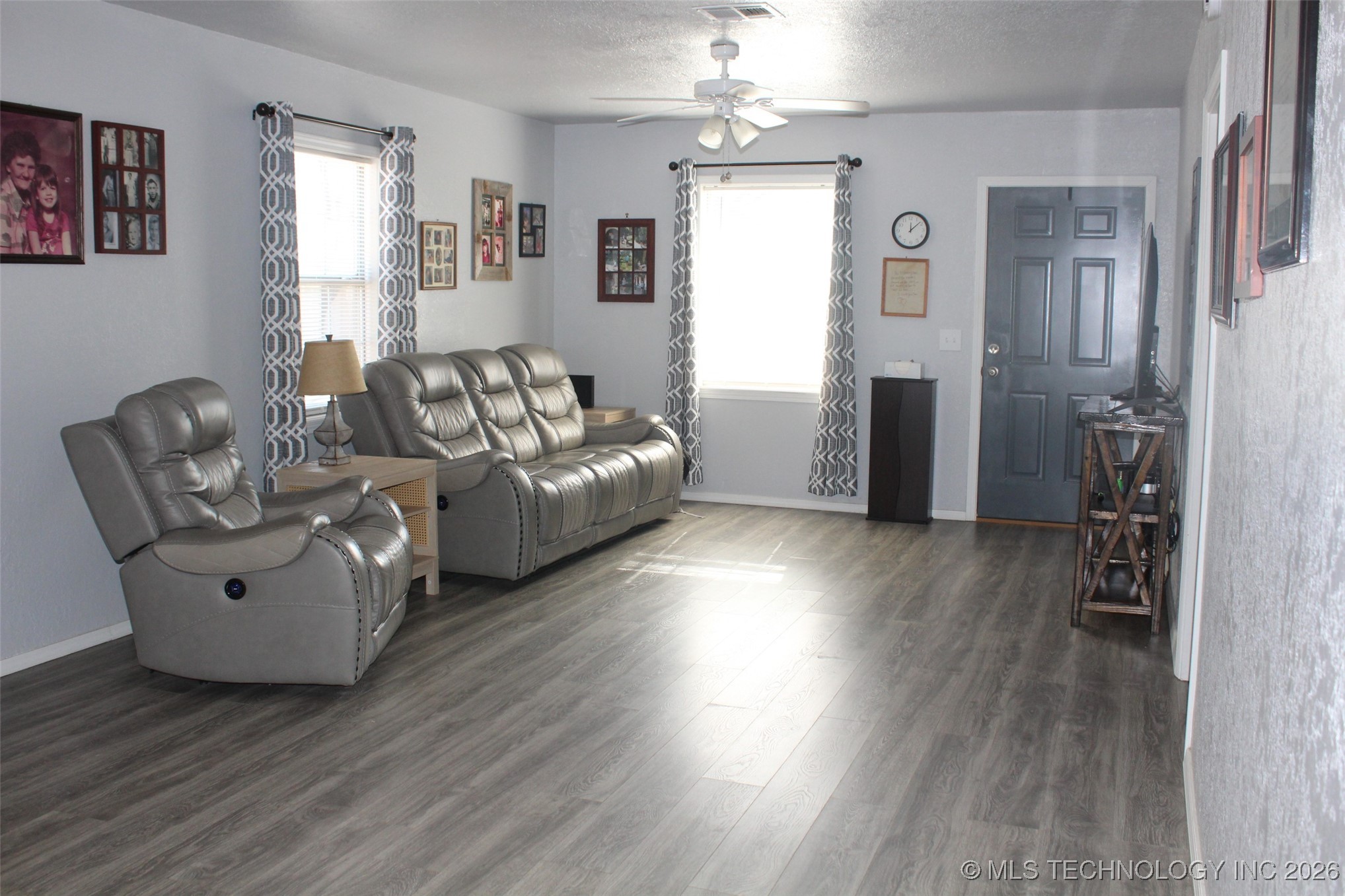 424 W 15th Street Property Photo 16