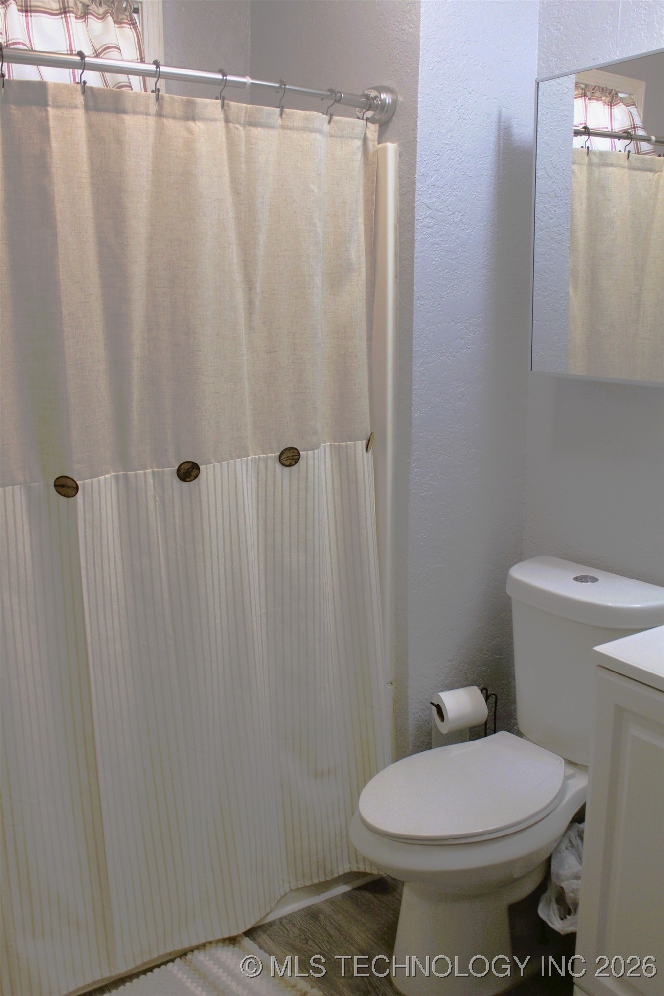 424 W 15th Street Property Photo 18