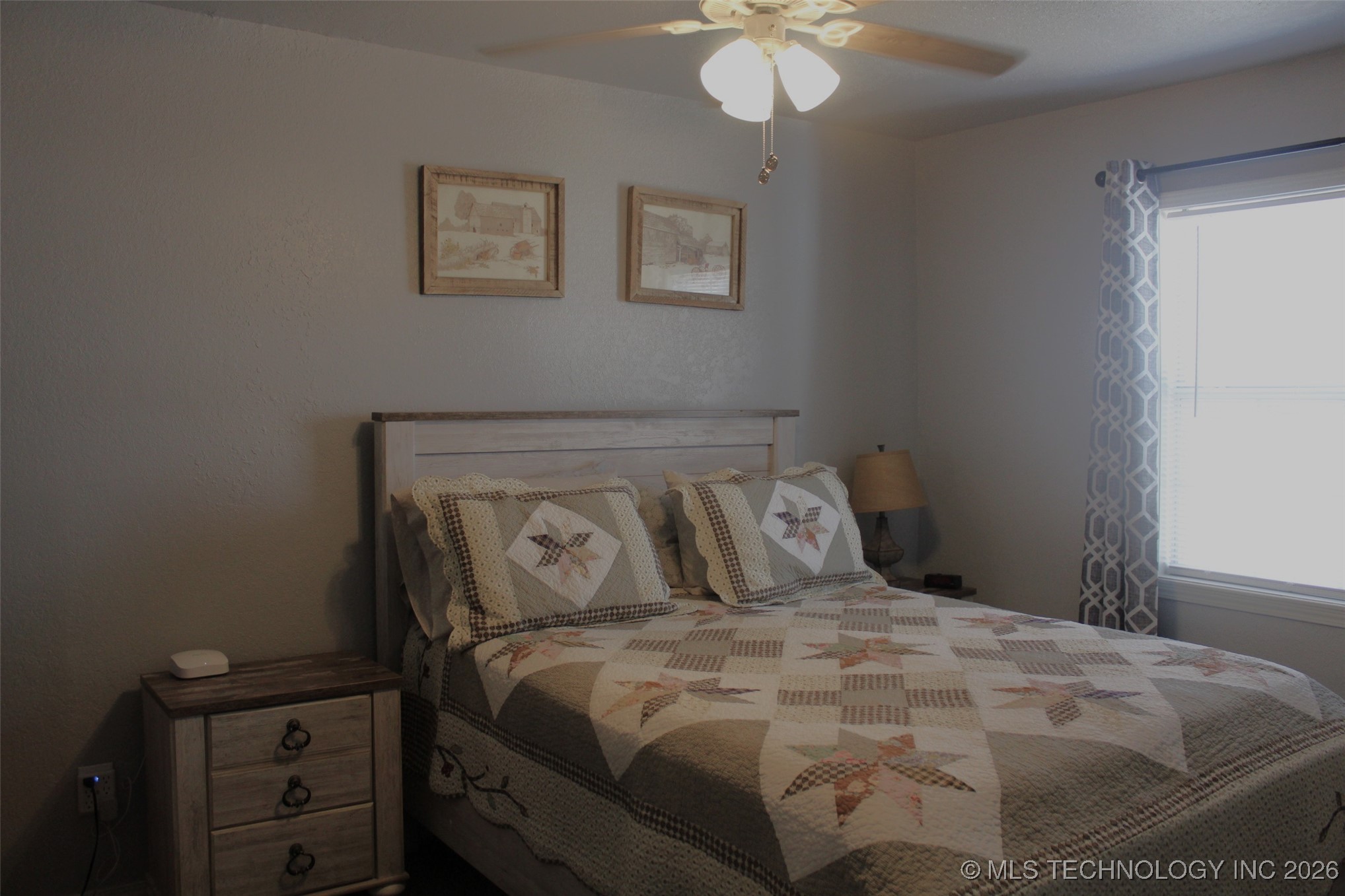 424 W 15th Street Property Photo 23