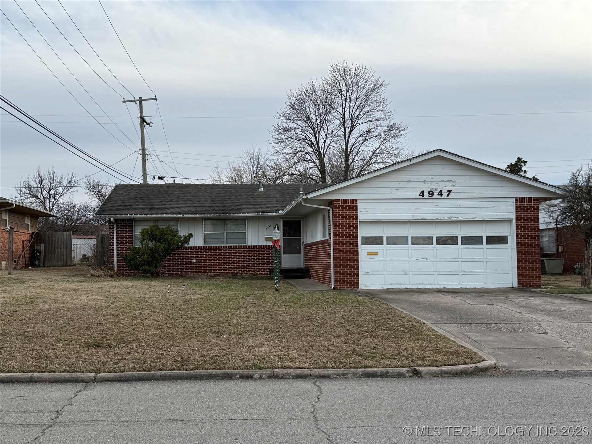 4947 Baylor Drive Property Photo 1