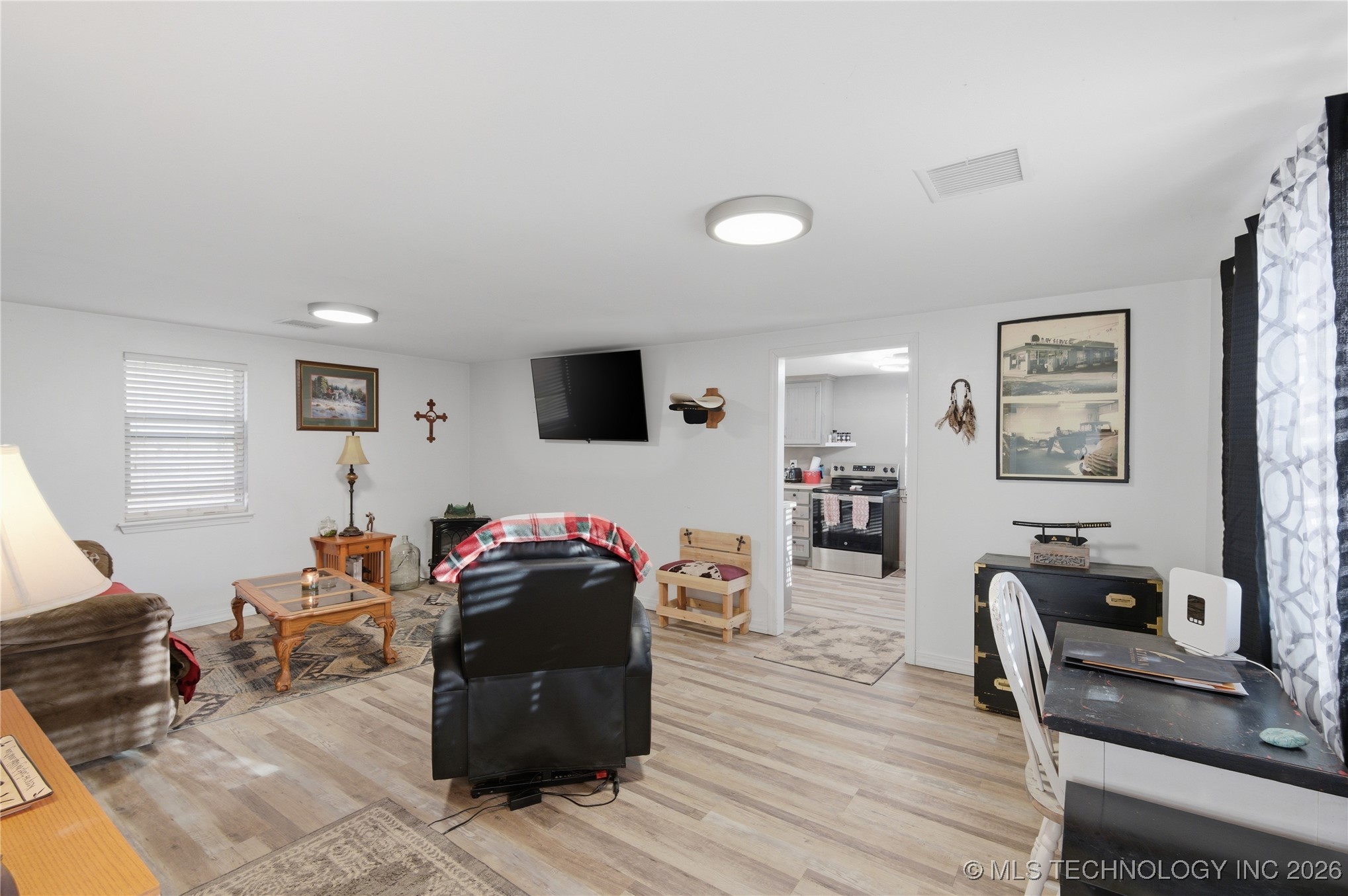 1626 County Road 2425 Property Photo 5