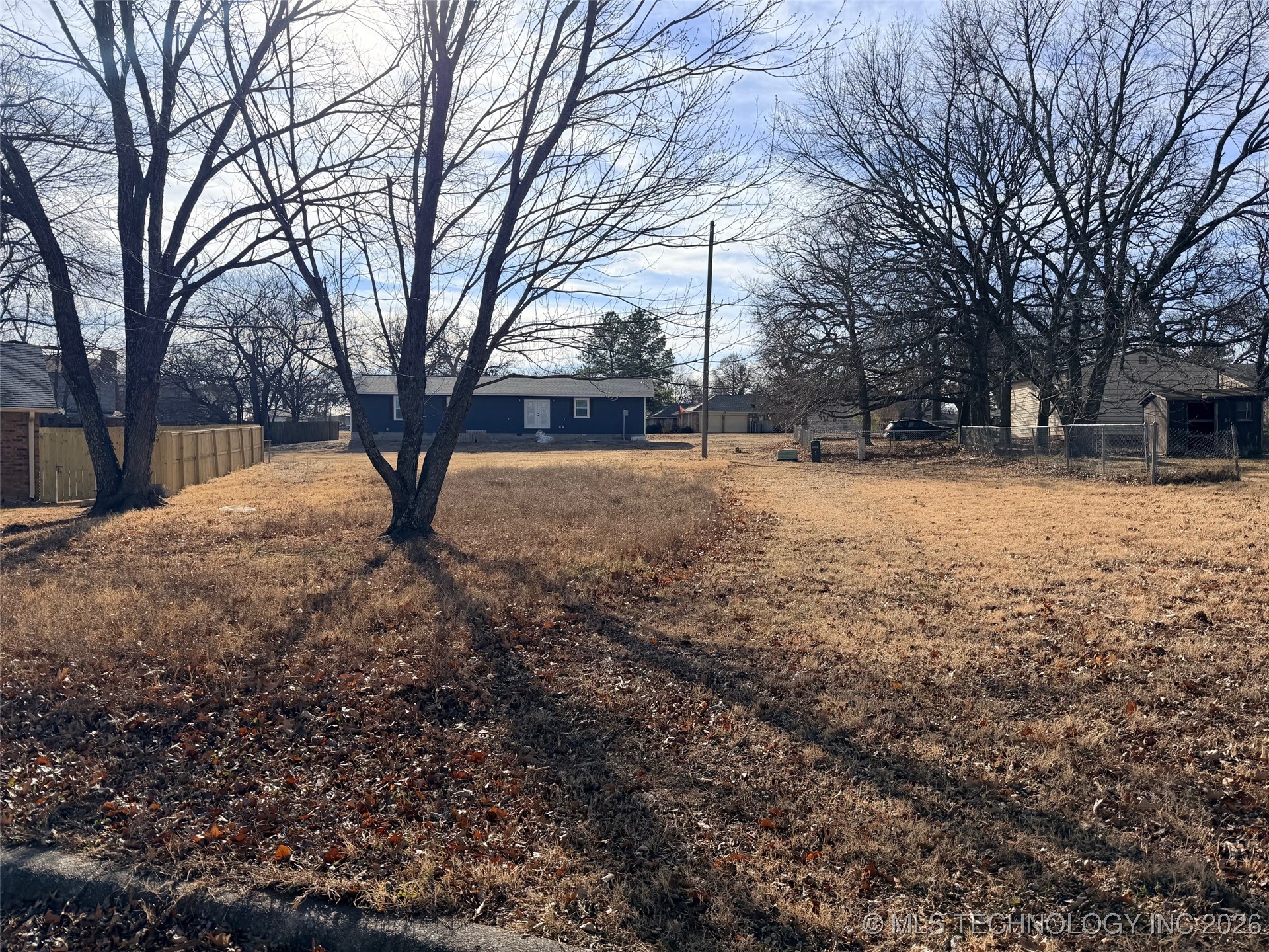 Ashwood Circle Property Photo 1