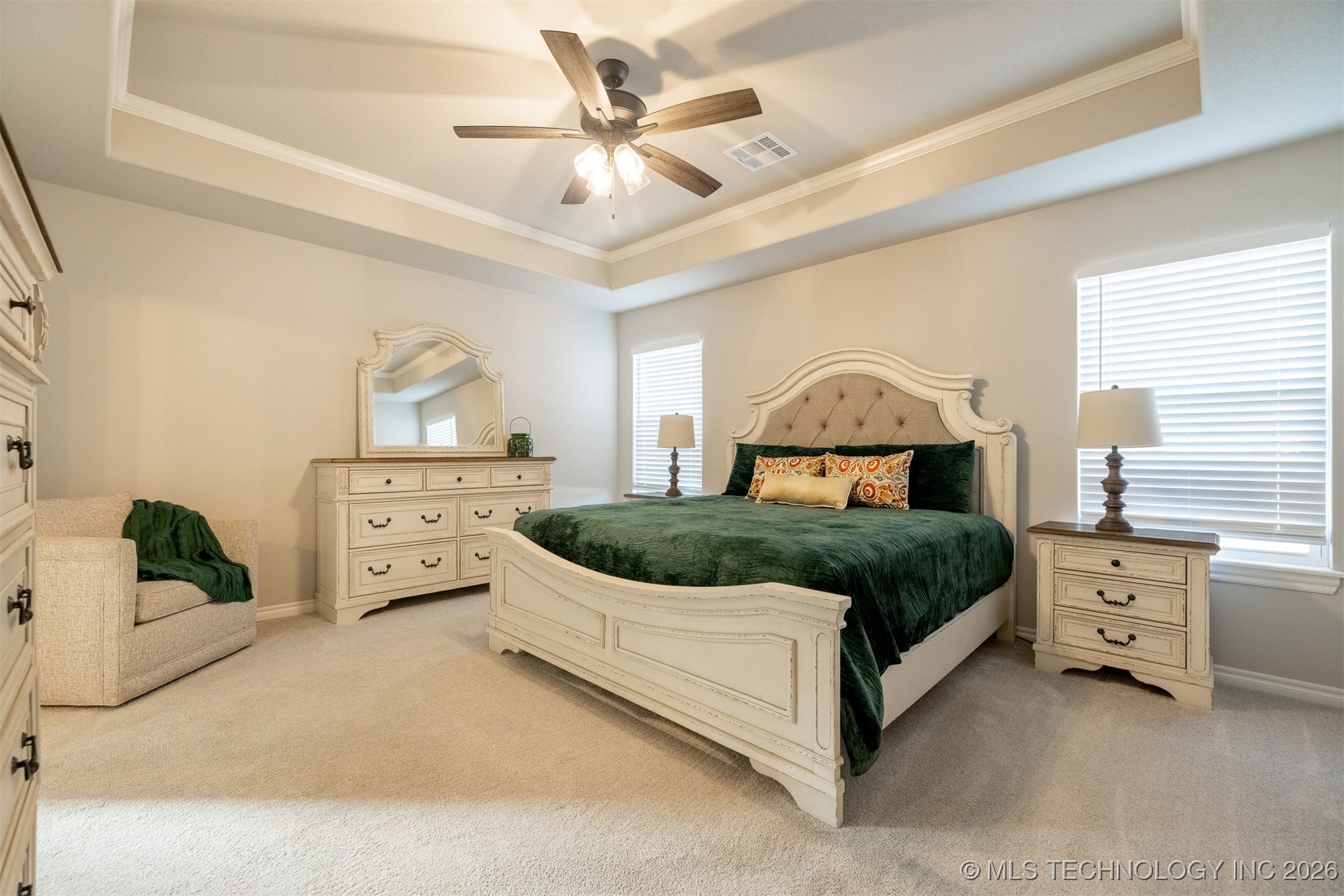 2942 N Briarwood Avenue Property Photo 26