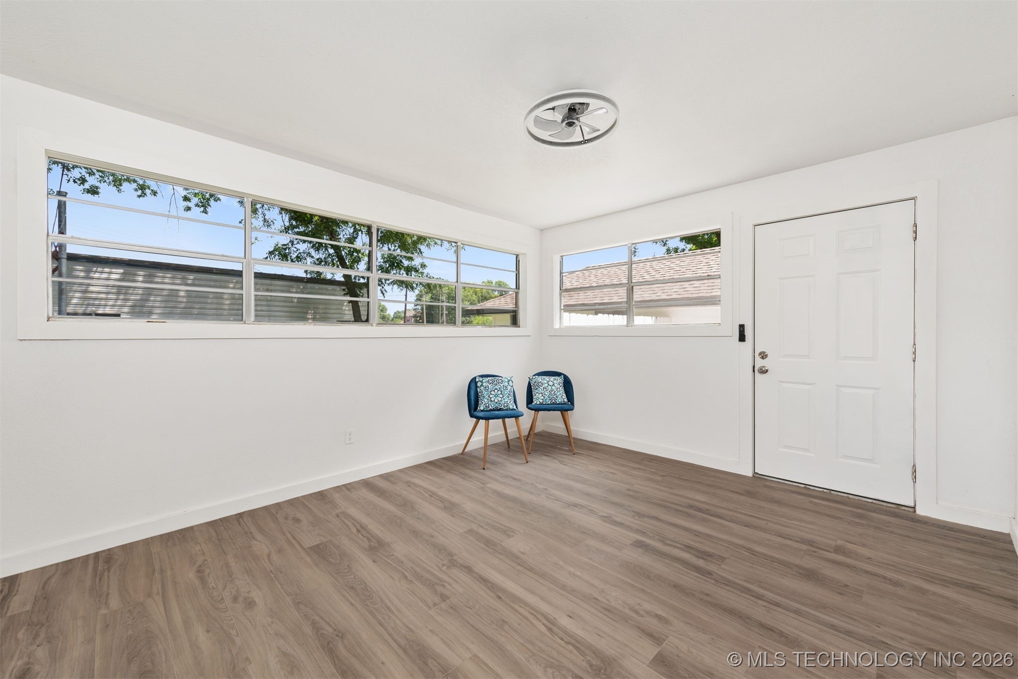 703 E Church Street Property Photo 14