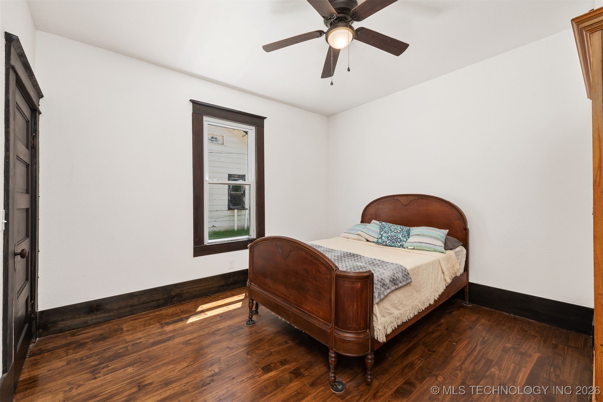 703 E Church Street Property Photo 18