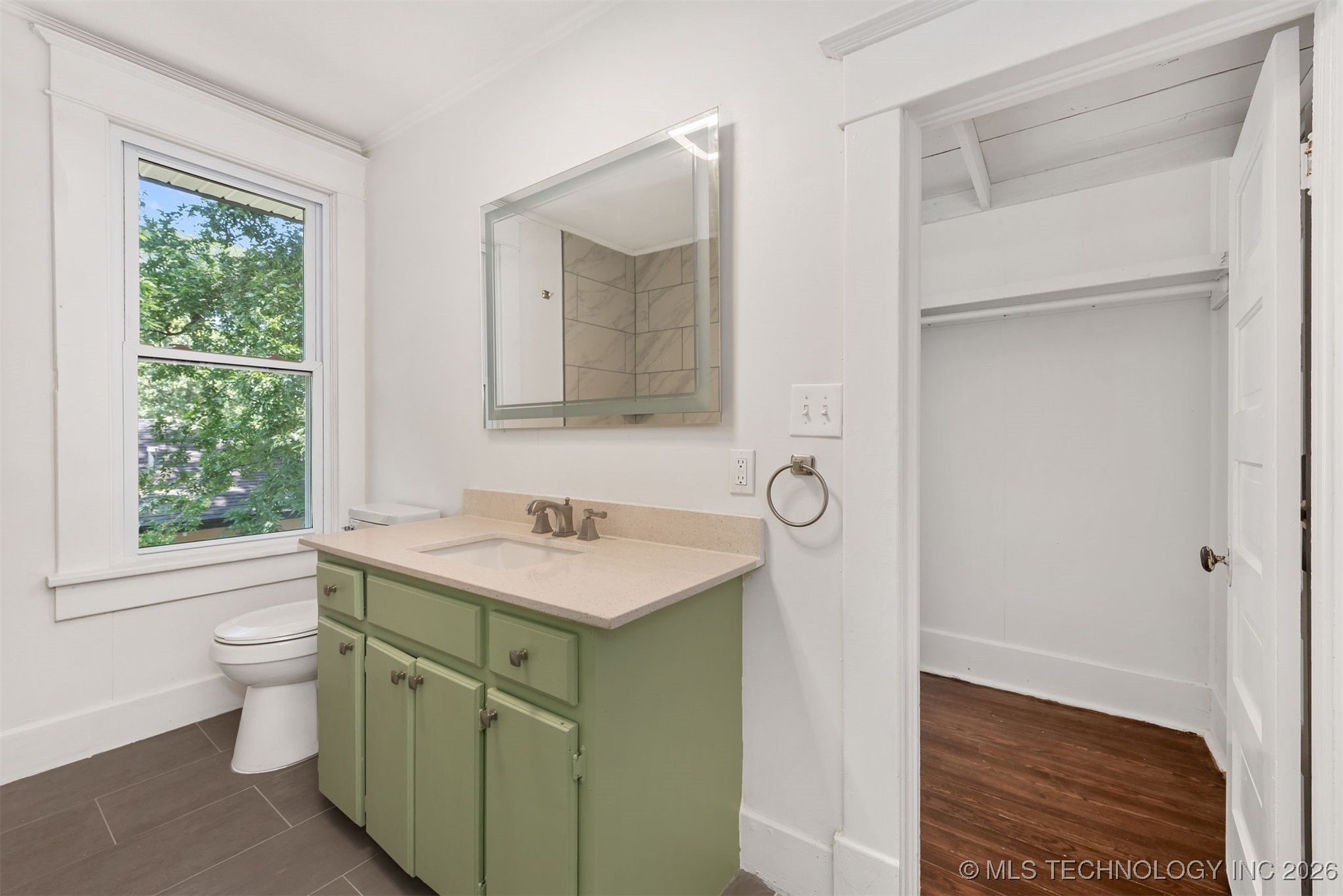 703 E Church Street Property Photo 20