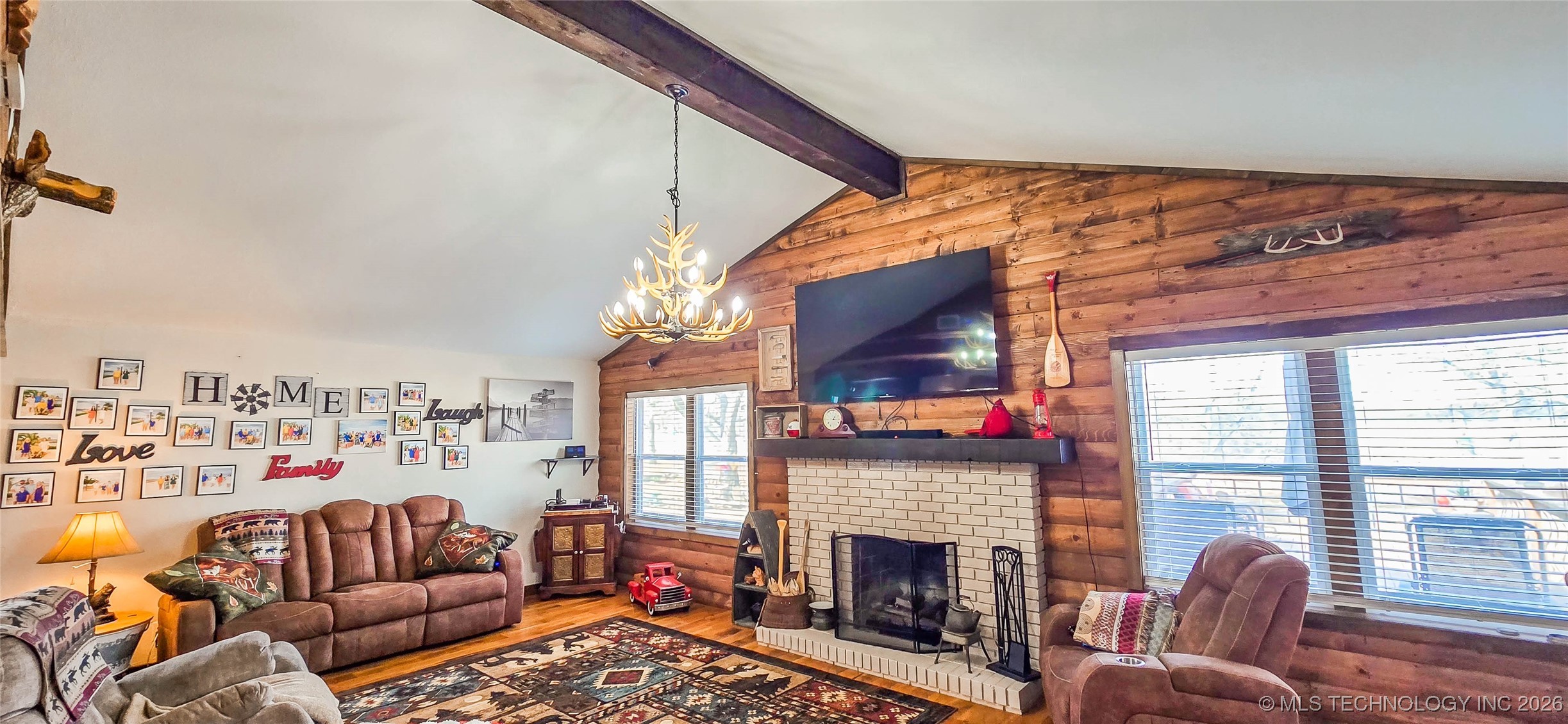 414397 E 1074 Road Property Photo 8