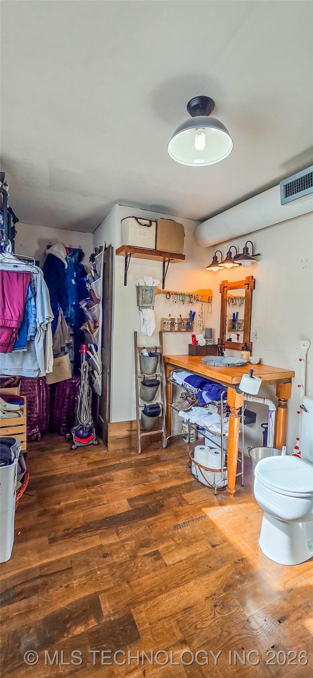 414397 E 1074 Road Property Photo 32