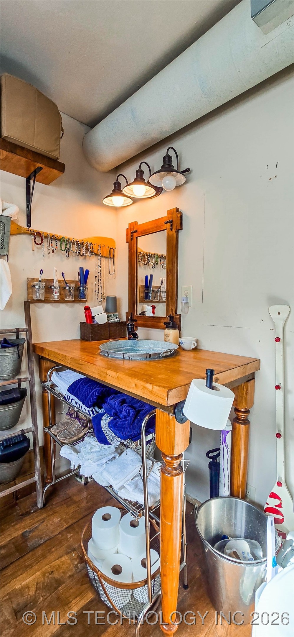 414397 E 1074 Road Property Photo 35