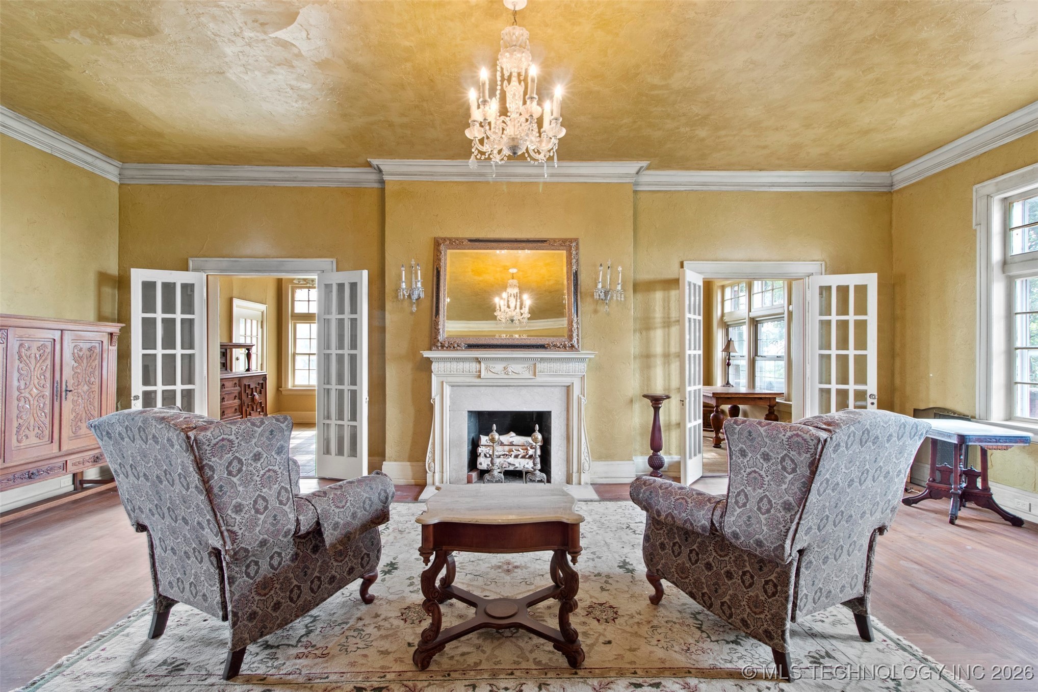 1312 E 9th Property Photo 22